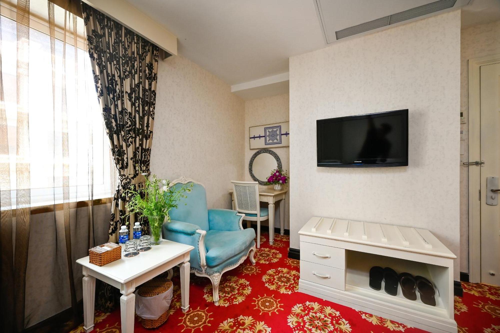 California Saigon Hotel & Rooftop Pool Πόλη Χο Τσι Μινχ Εξωτερικό φωτογραφία
