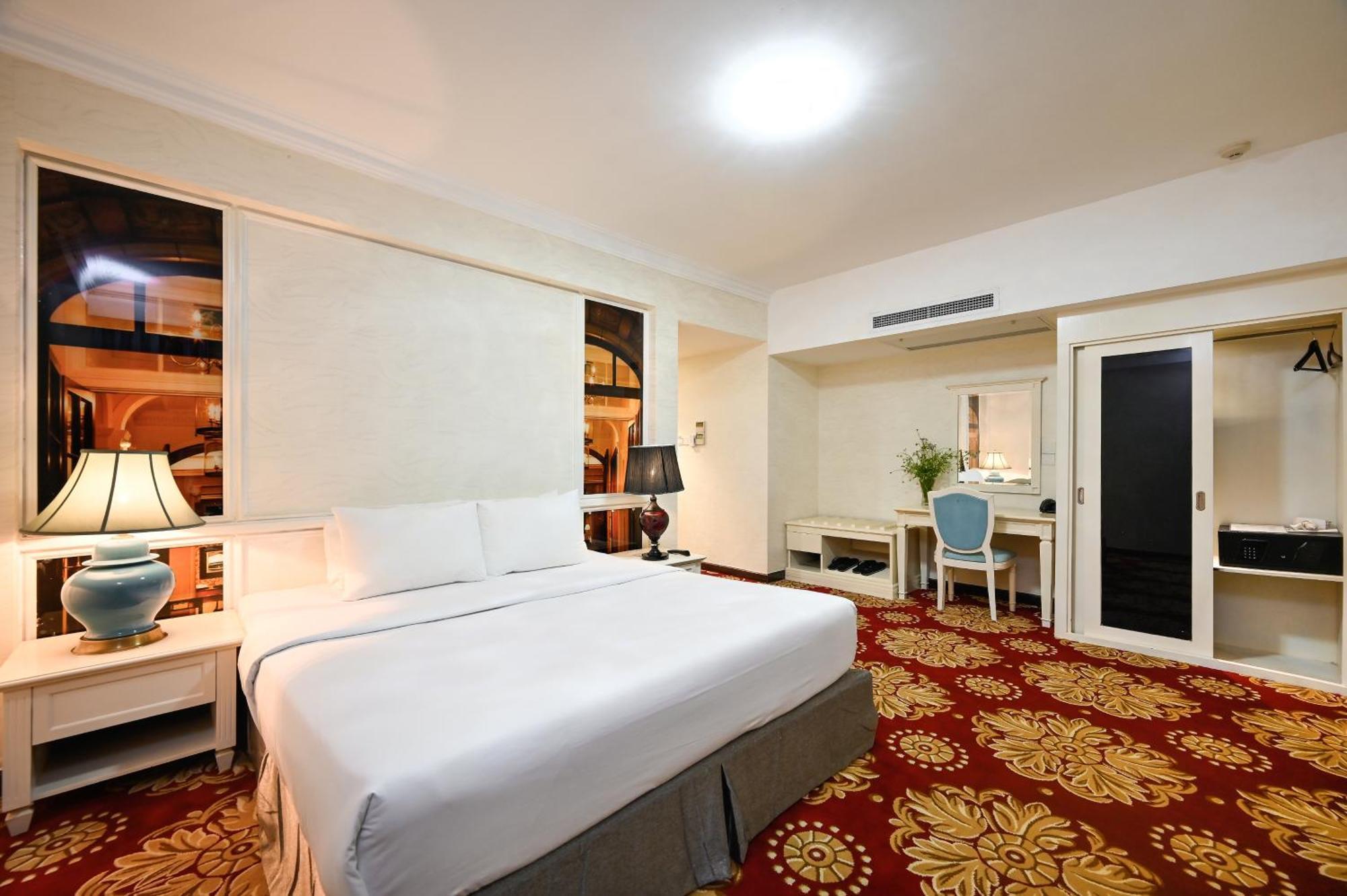 California Saigon Hotel & Rooftop Pool Πόλη Χο Τσι Μινχ Εξωτερικό φωτογραφία