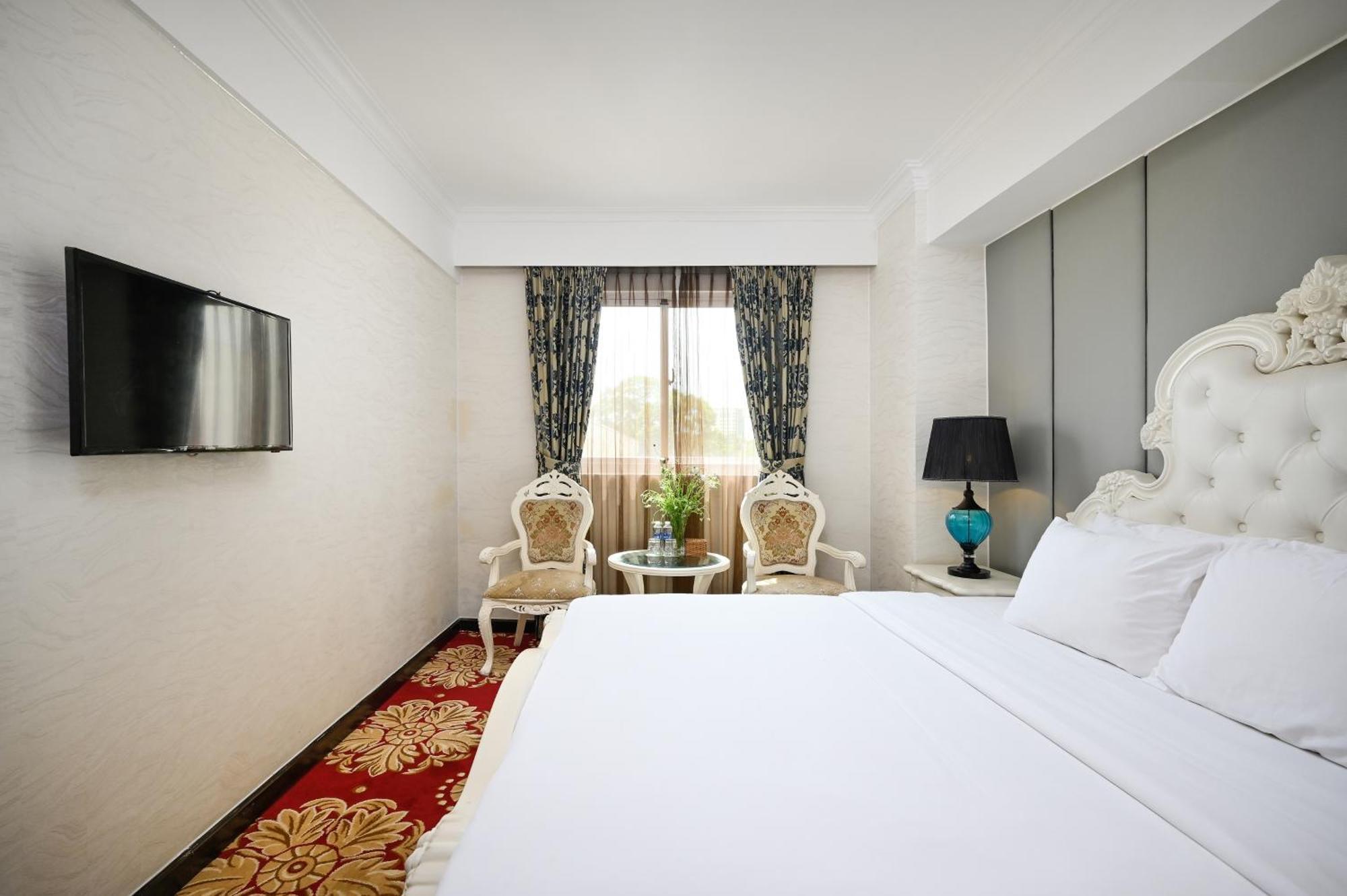 California Saigon Hotel & Rooftop Pool Πόλη Χο Τσι Μινχ Εξωτερικό φωτογραφία