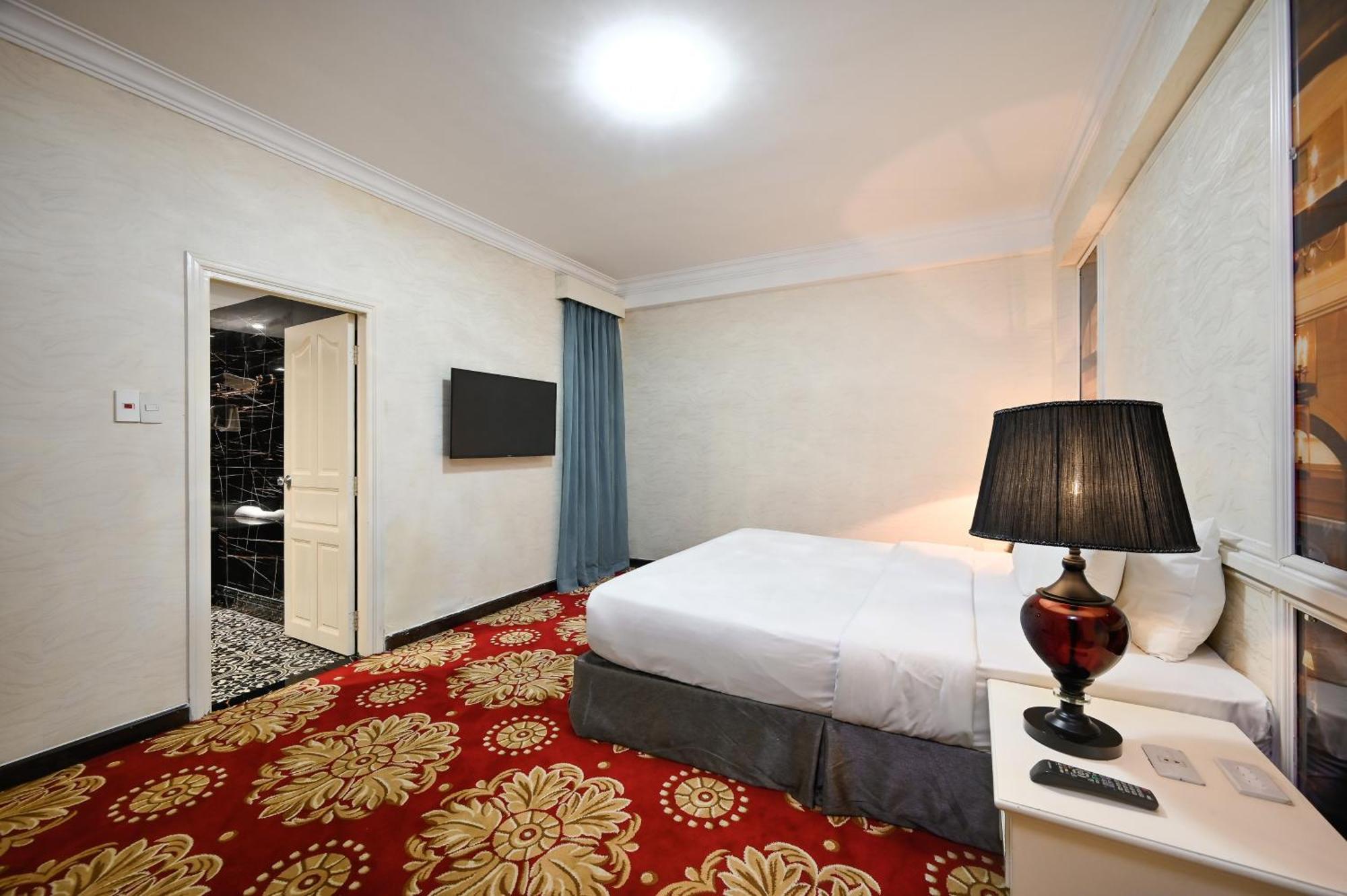 California Saigon Hotel & Rooftop Pool Πόλη Χο Τσι Μινχ Δωμάτιο φωτογραφία