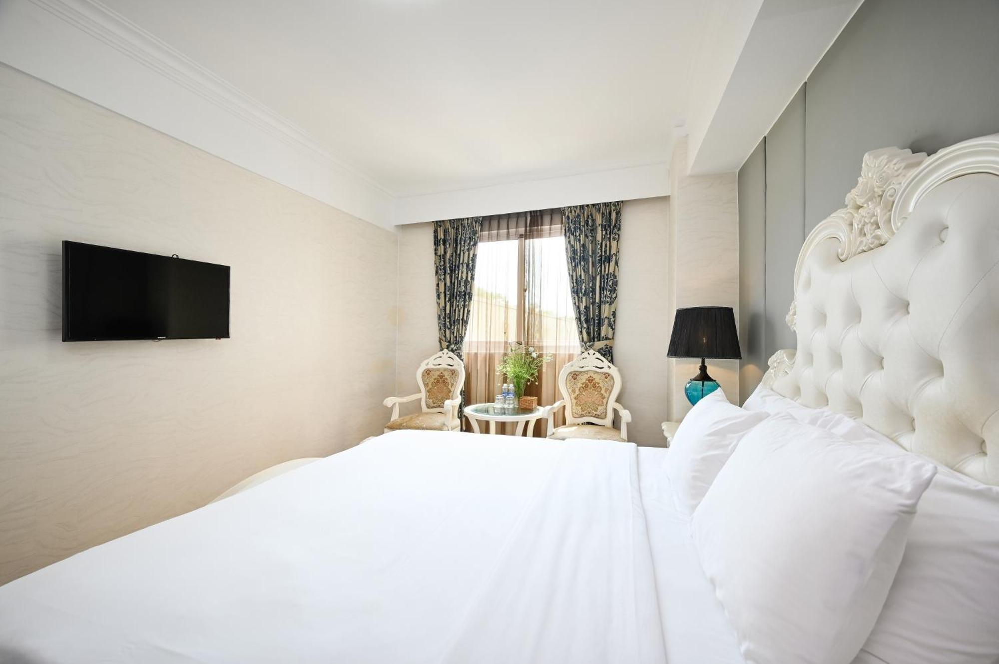 California Saigon Hotel & Rooftop Pool Πόλη Χο Τσι Μινχ Εξωτερικό φωτογραφία