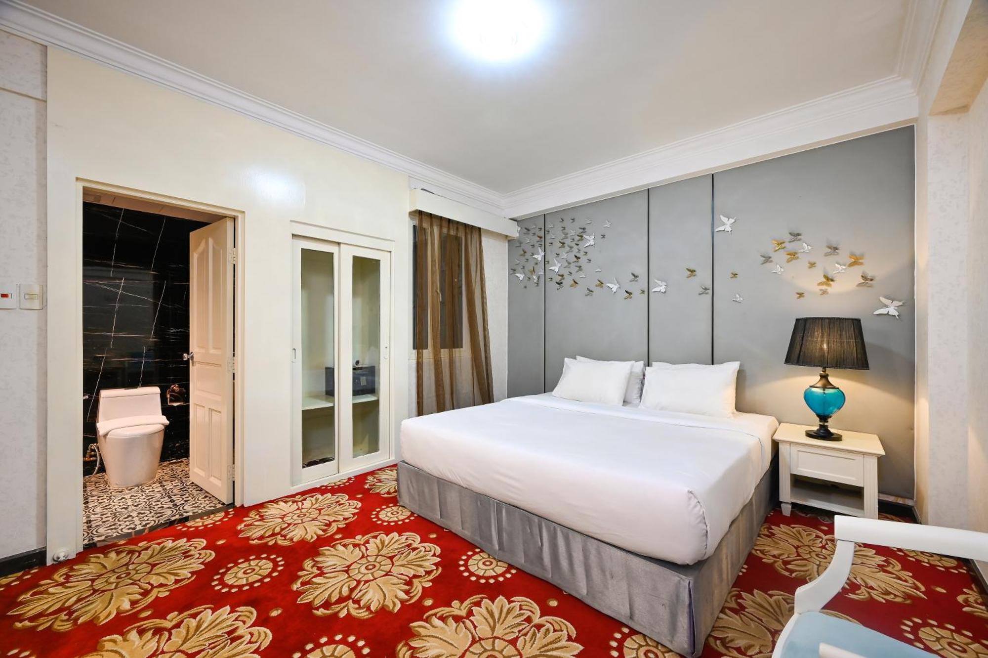 California Saigon Hotel & Rooftop Pool Πόλη Χο Τσι Μινχ Δωμάτιο φωτογραφία