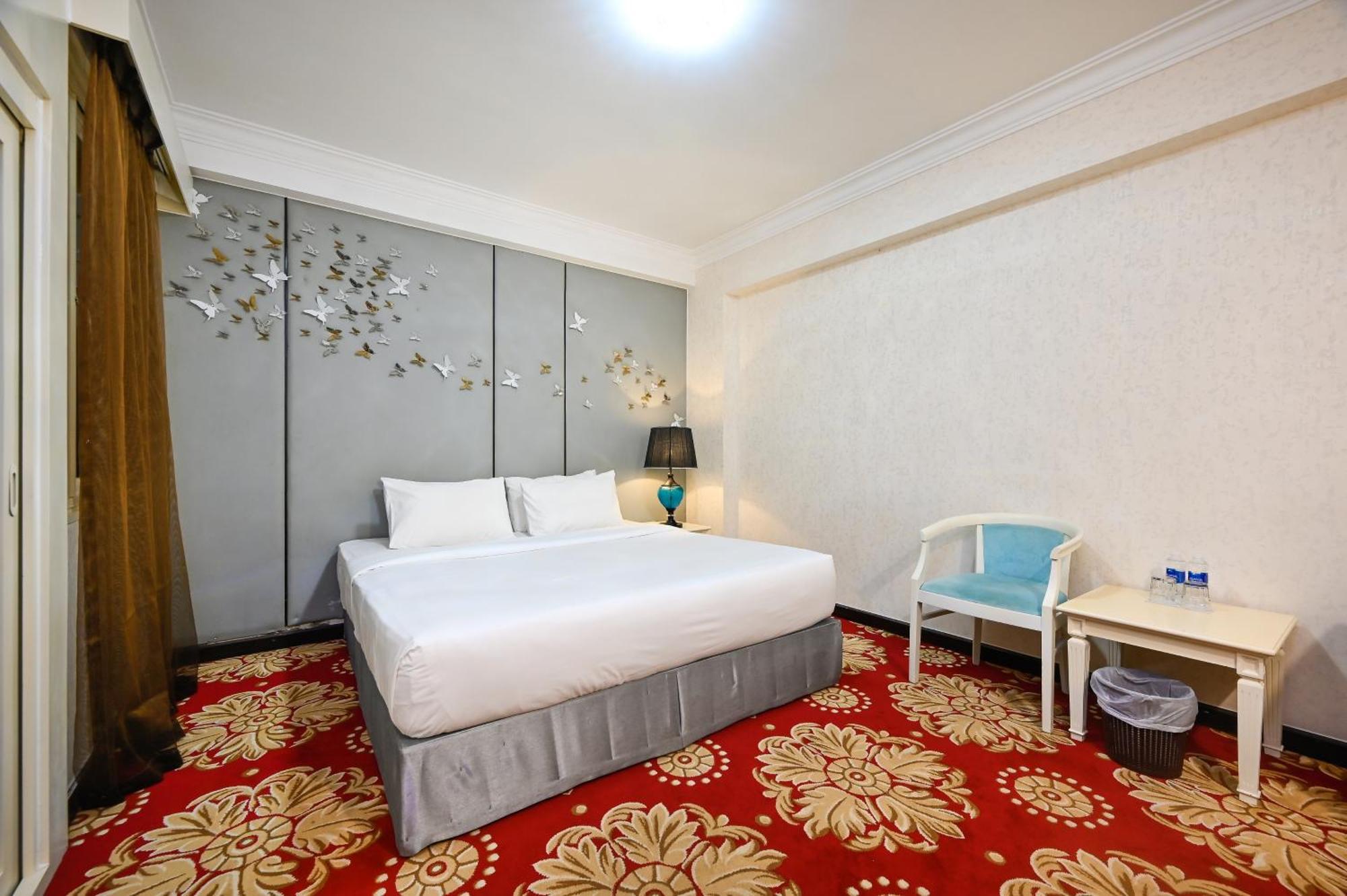 California Saigon Hotel & Rooftop Pool Πόλη Χο Τσι Μινχ Δωμάτιο φωτογραφία