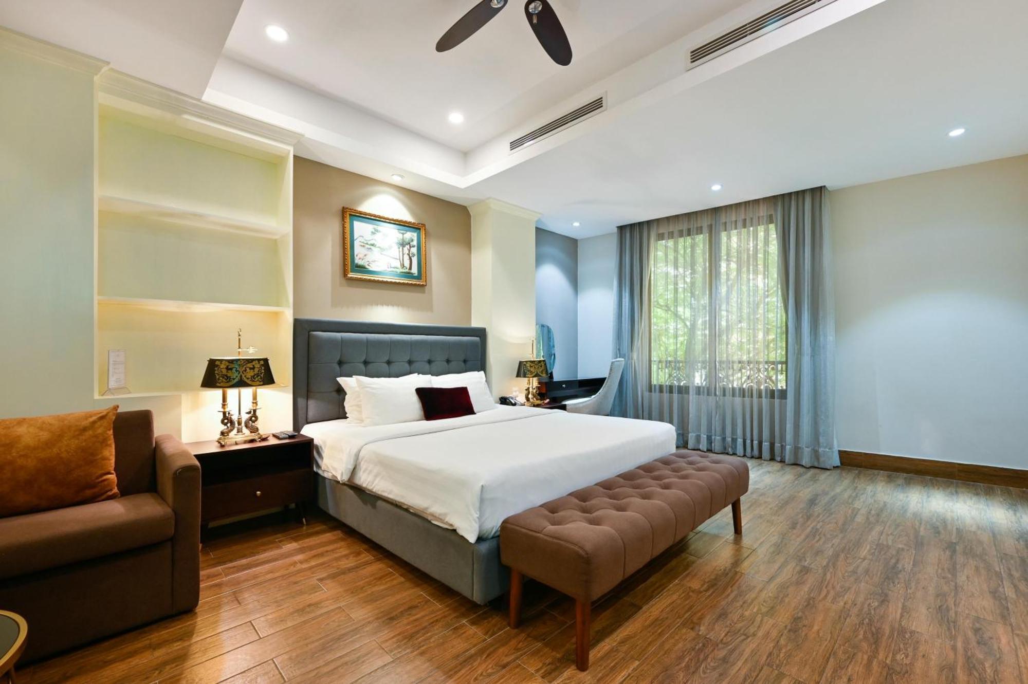 California Saigon Hotel & Rooftop Pool Πόλη Χο Τσι Μινχ Εξωτερικό φωτογραφία