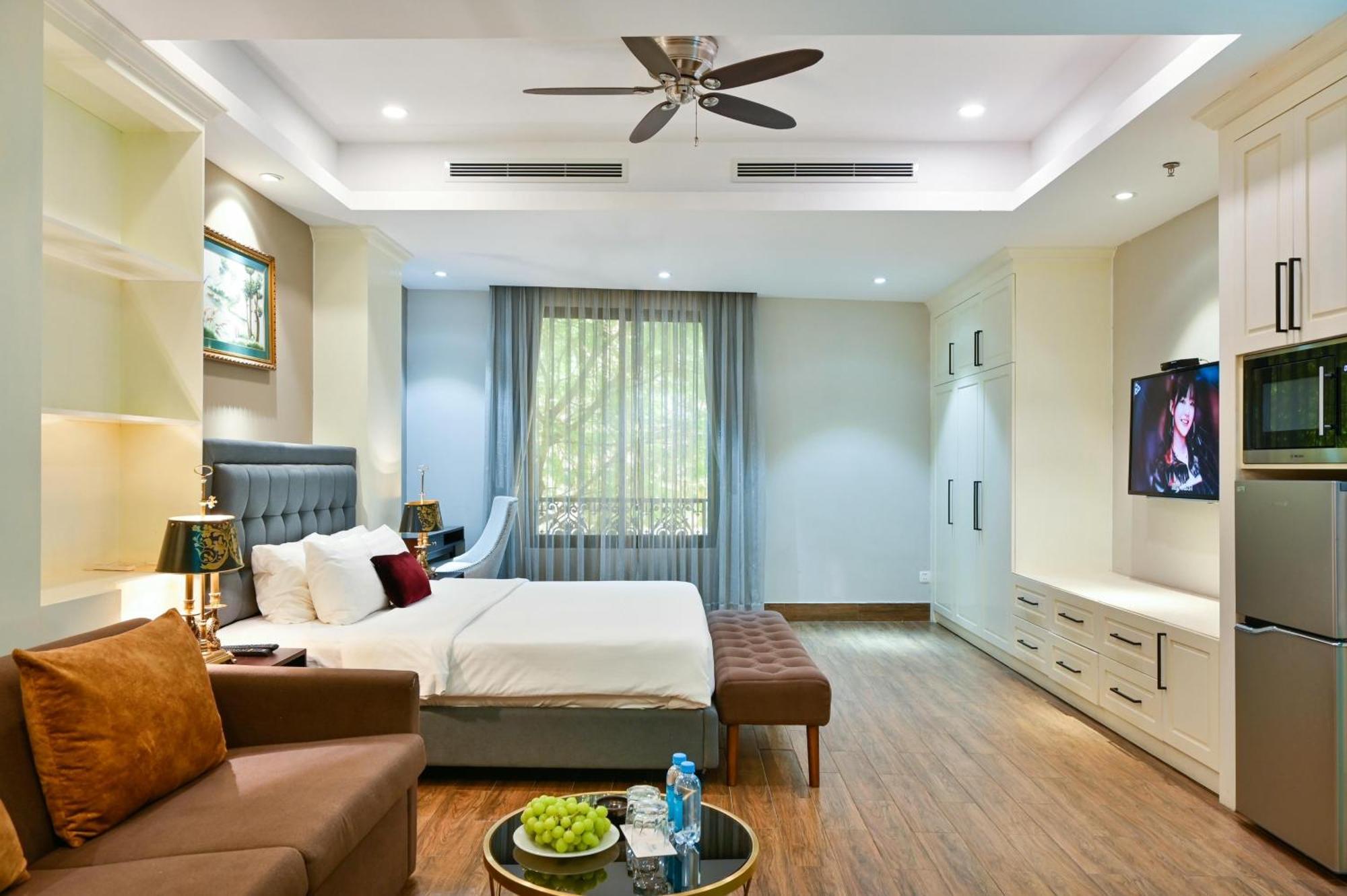 California Saigon Hotel & Rooftop Pool Πόλη Χο Τσι Μινχ Εξωτερικό φωτογραφία