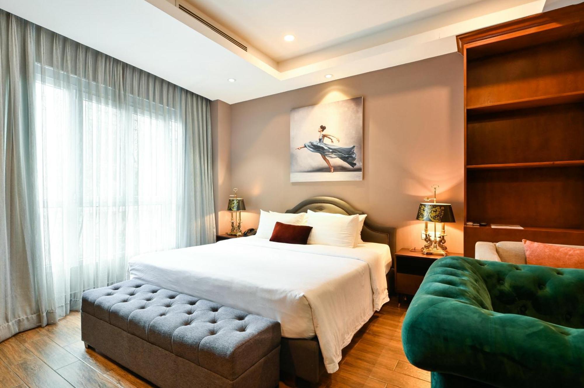 California Saigon Hotel & Rooftop Pool Πόλη Χο Τσι Μινχ Εξωτερικό φωτογραφία