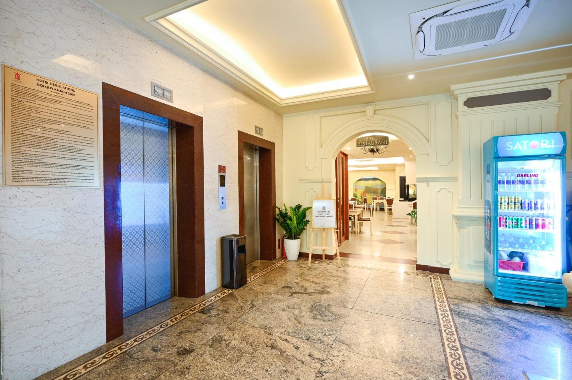 California Saigon Hotel & Rooftop Pool Πόλη Χο Τσι Μινχ Εξωτερικό φωτογραφία