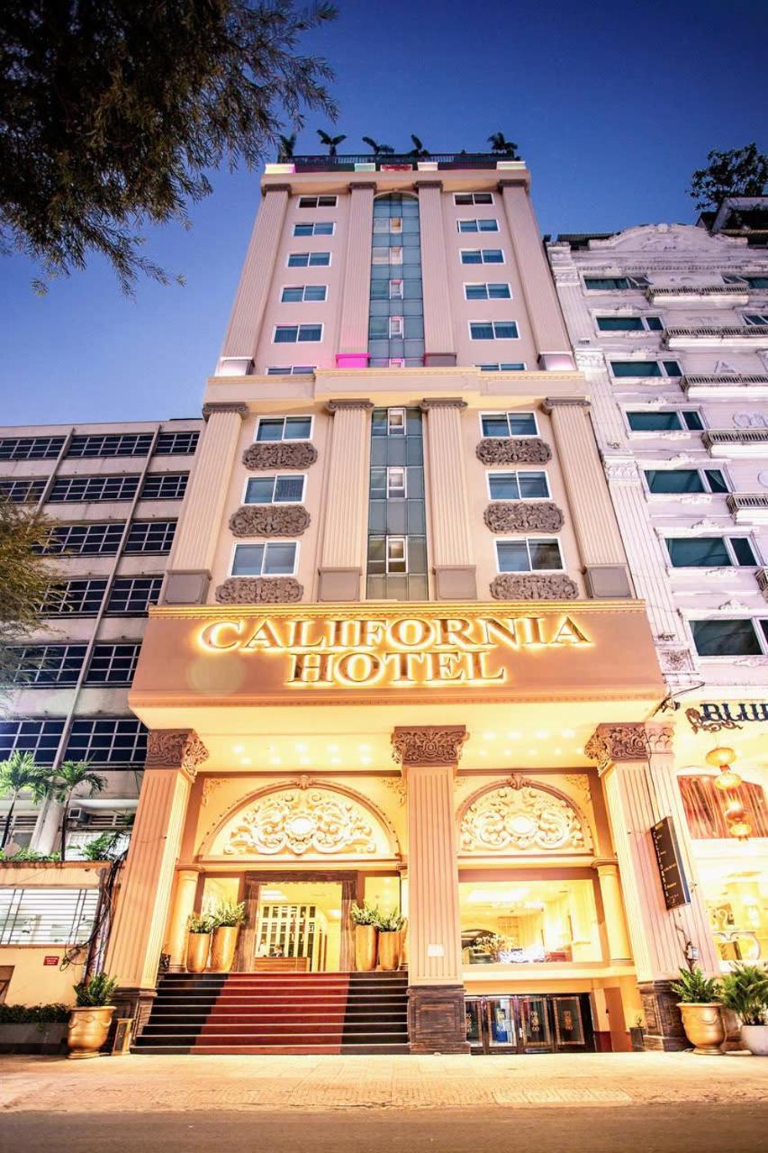 California Saigon Hotel & Rooftop Pool Πόλη Χο Τσι Μινχ Εξωτερικό φωτογραφία
